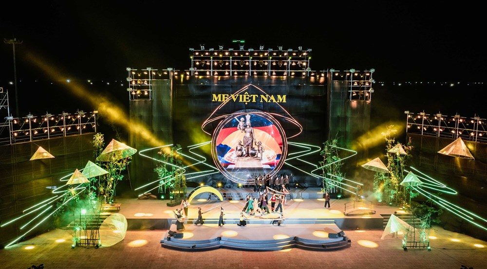 Người mẹ - Biểu tượng bất tử của tình yêu thương và sự hy sinh - ảnh 1