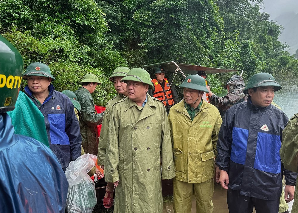 Quảng Trị: Mưa lớn, nhiều khu vực lại chìm trong biển nước - ảnh 5