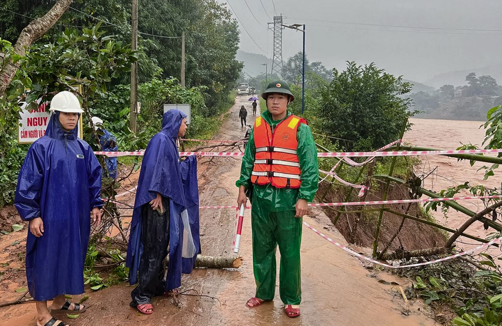 Quảng Trị: Mưa lớn, nhiều khu vực lại chìm trong biển nước - ảnh 4