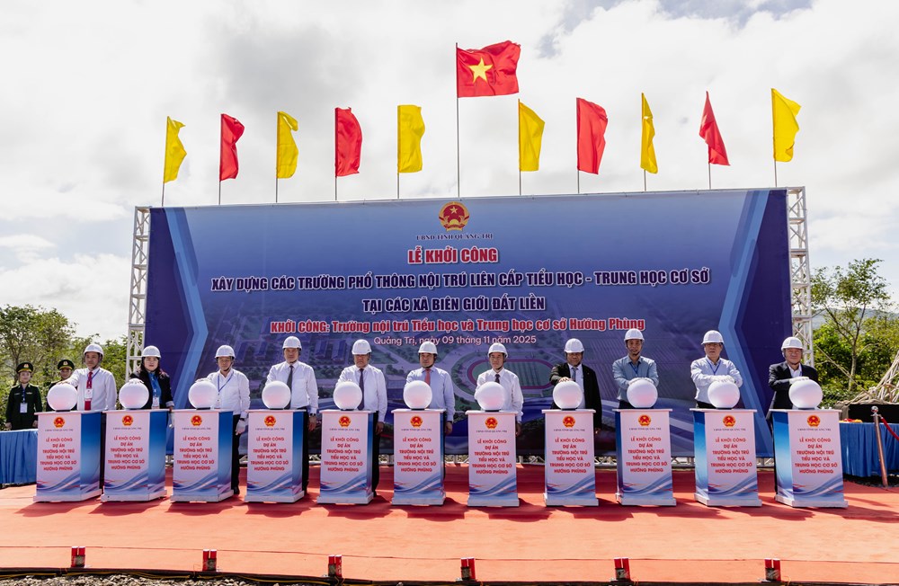 Ngôi trường của lòng dân vùng biên ải - ảnh 1