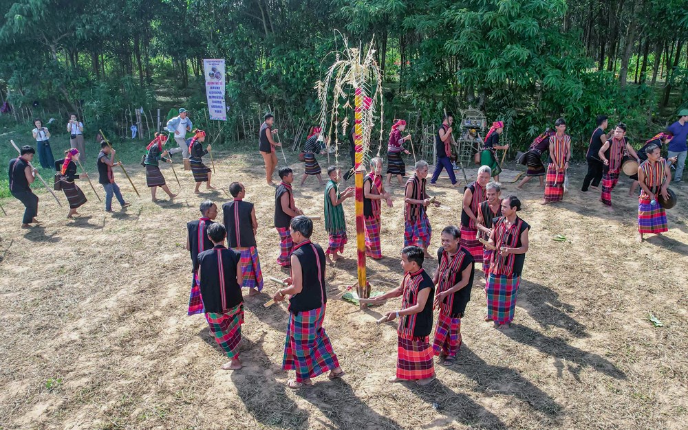 Văn hoá Bru – Vân Kiều: Nền tảng cho phát triển du lịch cộng đồng - ảnh 1