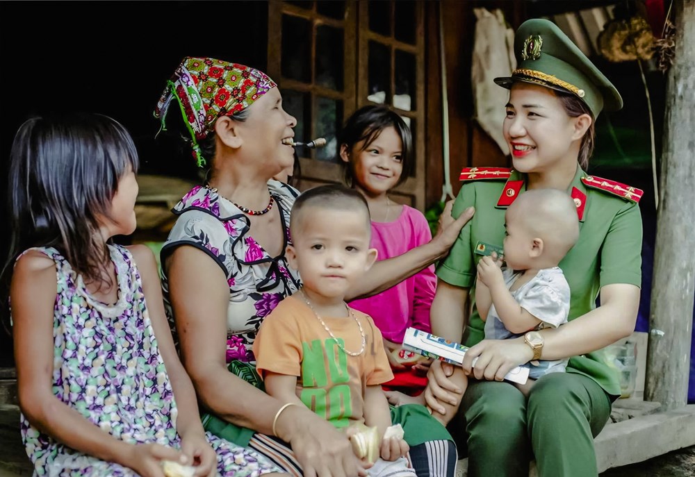 Điểm tựa nhân ái cho phụ nữ và trẻ em khó khăn - ảnh 4