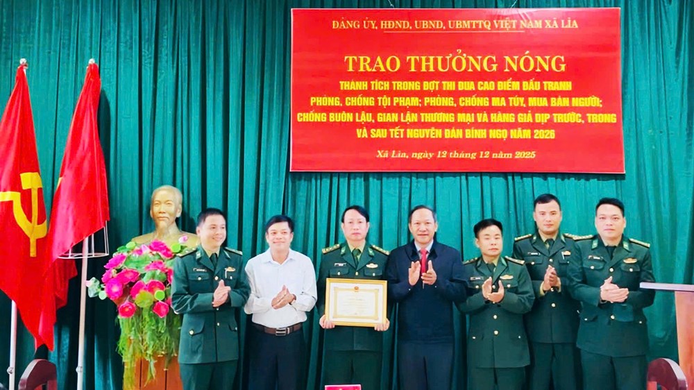 Chủ động đấu tranh phòng, chống tội phạm, giữ vững an ninh biên giới - ảnh 4