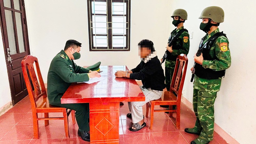 Chủ động đấu tranh phòng, chống tội phạm, giữ vững an ninh biên giới - ảnh 3