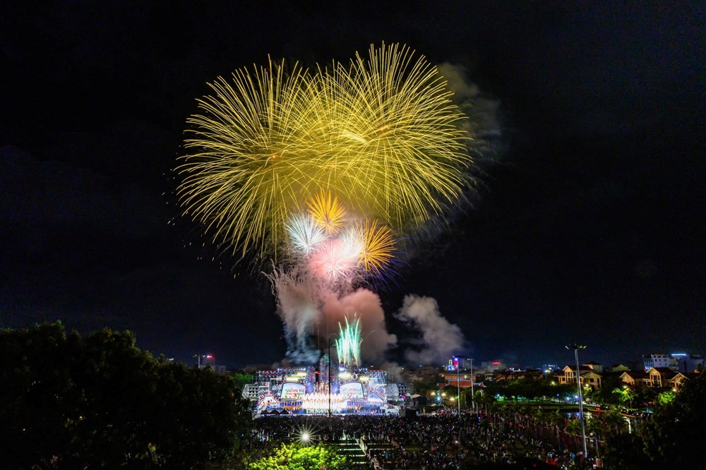 Đón năm mới bằng trải nghiệm văn hoá - du lịch sôi động - ảnh 1