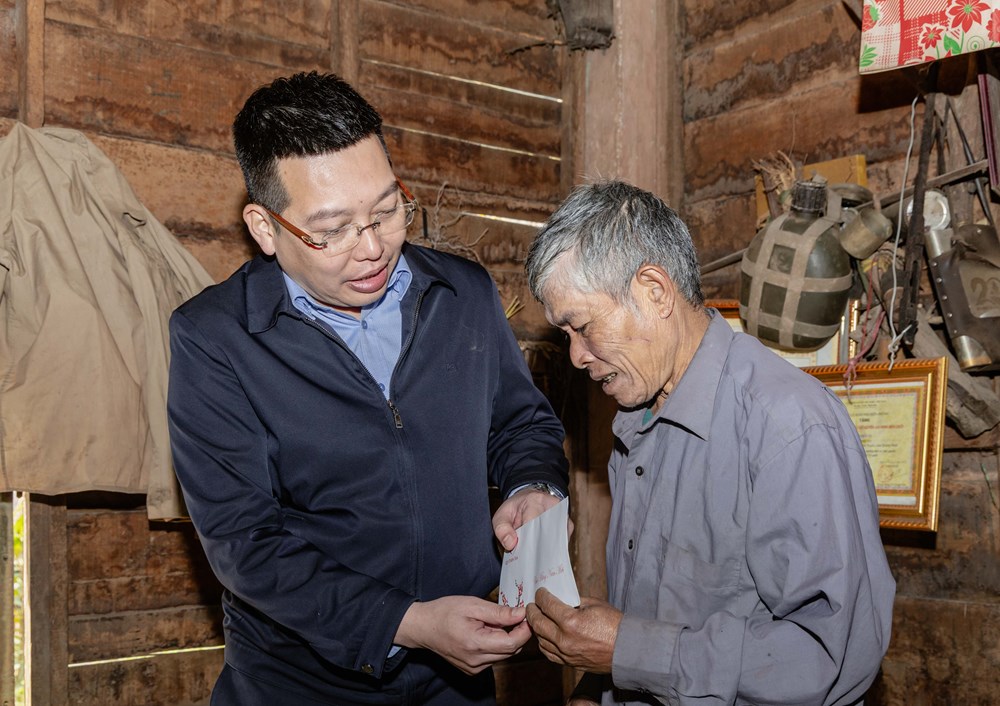 Báo Văn hóa trao Tết ấm cho đồng bào Ma Coong - ảnh 2