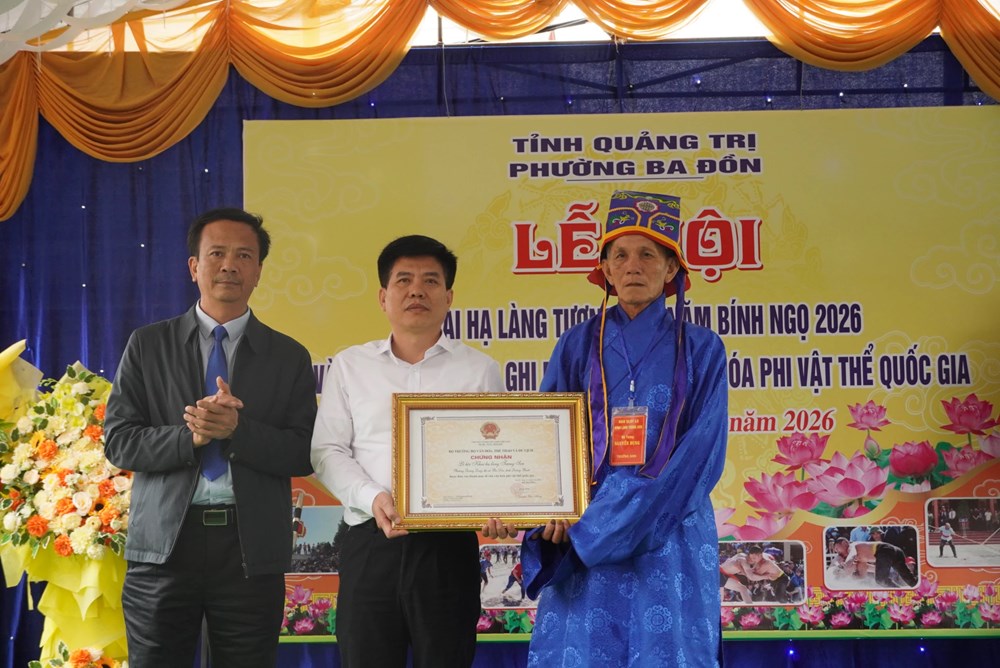 Lễ hội Khai hạ làng Tượng Sơn đón nhận bằng Di sản văn hóa phi vật thể quốc gia - ảnh 1