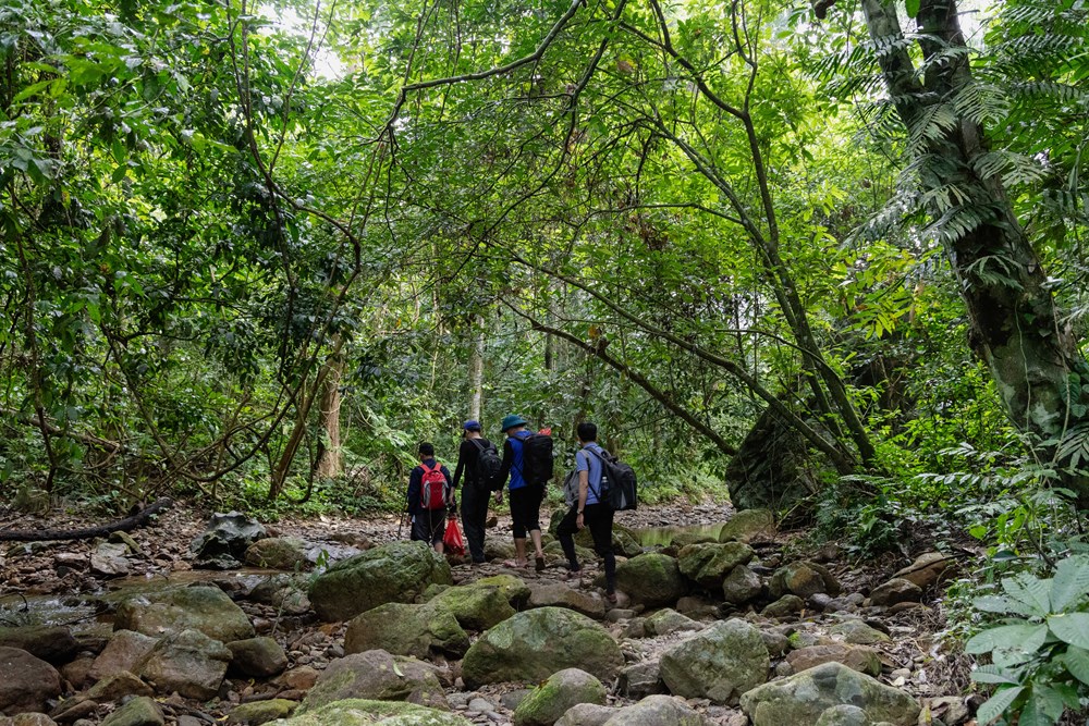 Kỳ tích đáng tự hào của hai học sinh ở bản Đoòng - ảnh 4