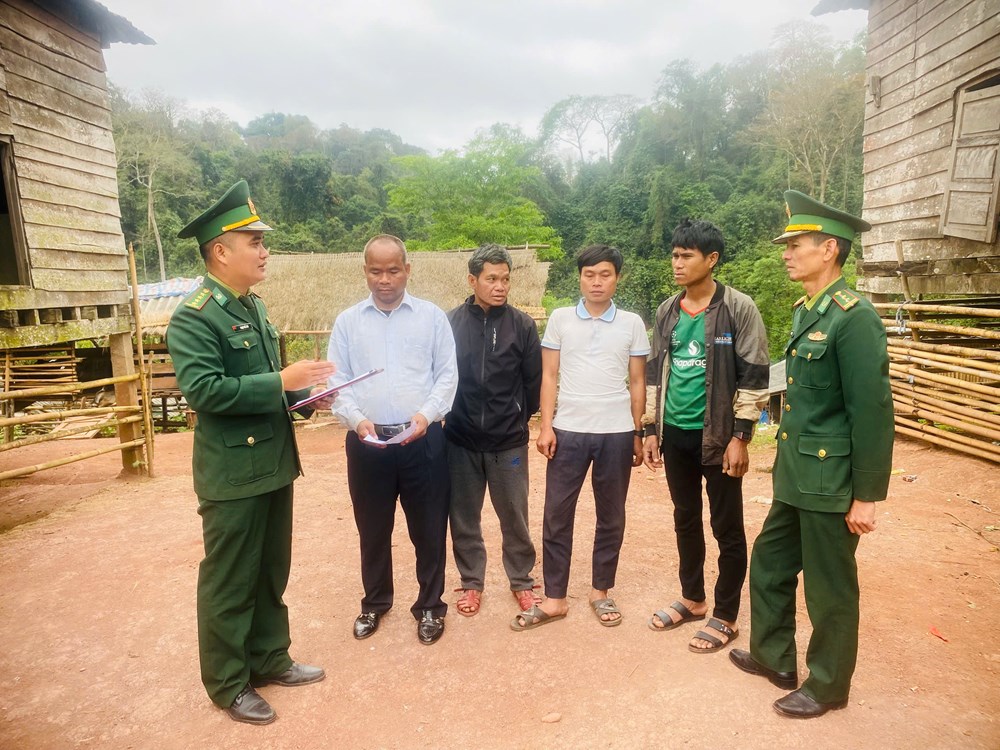 Rộn ràng ngày hội non sông ở hai tuyến biên giới Quảng Trị - ảnh 2