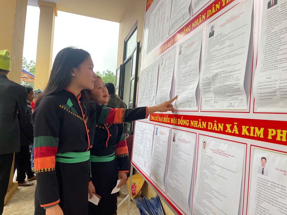 Lá phiếu gửi gắm niềm tin của đồng bào Ma Coong - ảnh 3