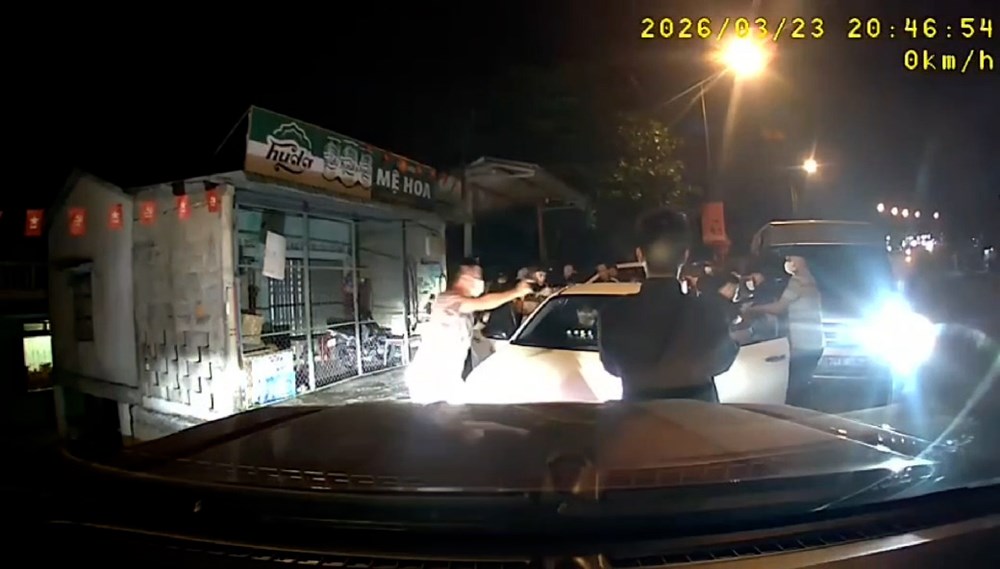 Triệt phá đường dây vận chuyển ma túy lớn từ biên giới về đồng bằng - ảnh 1