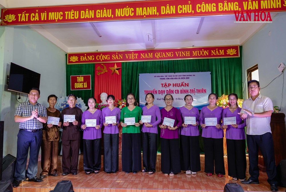 Để di sản dân ca Bình Trị Thiên sống cùng cộng đồng - ảnh 4