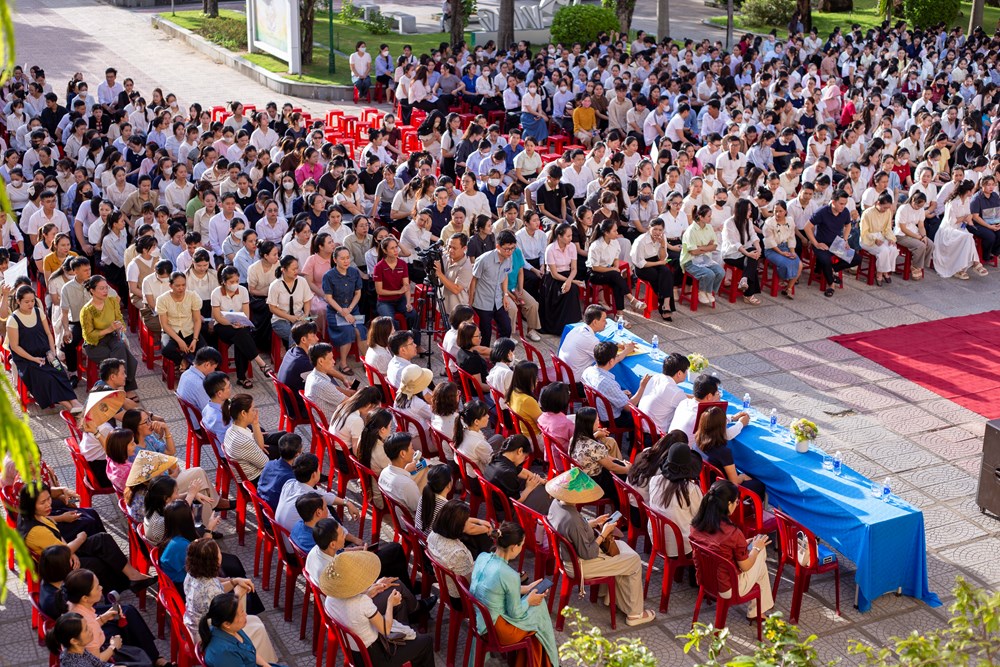 Minh bạch trong tuyển dụng giáo dục - ảnh 1