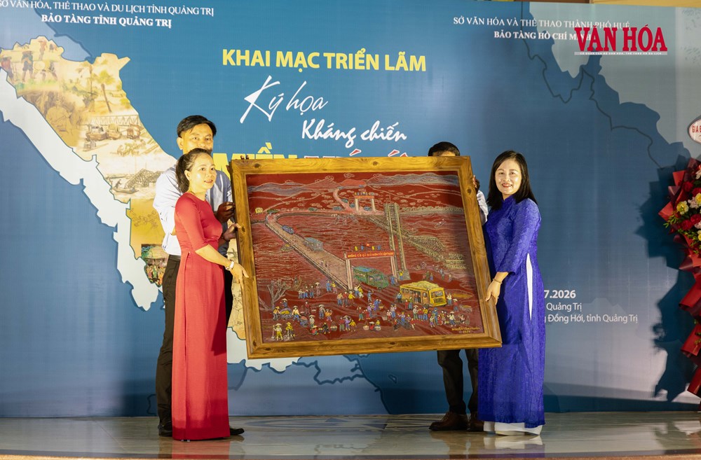 “Miền Ký ức” - Những nét chì giữ lại lịch sử - ảnh 2