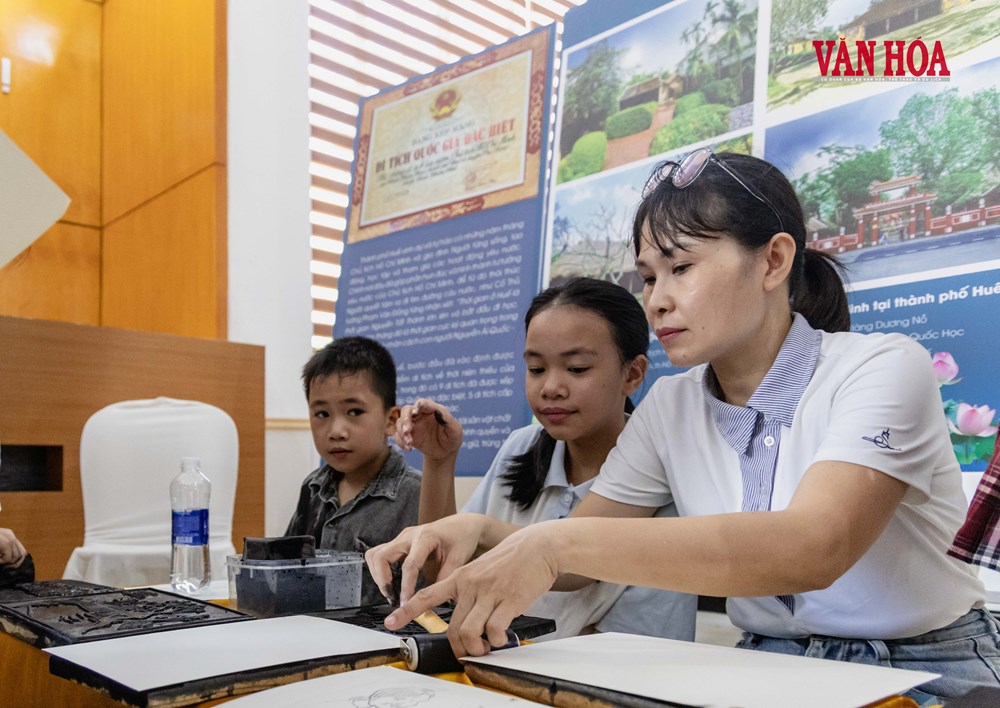 “Miền Ký ức” - Những nét chì giữ lại lịch sử - ảnh 5
