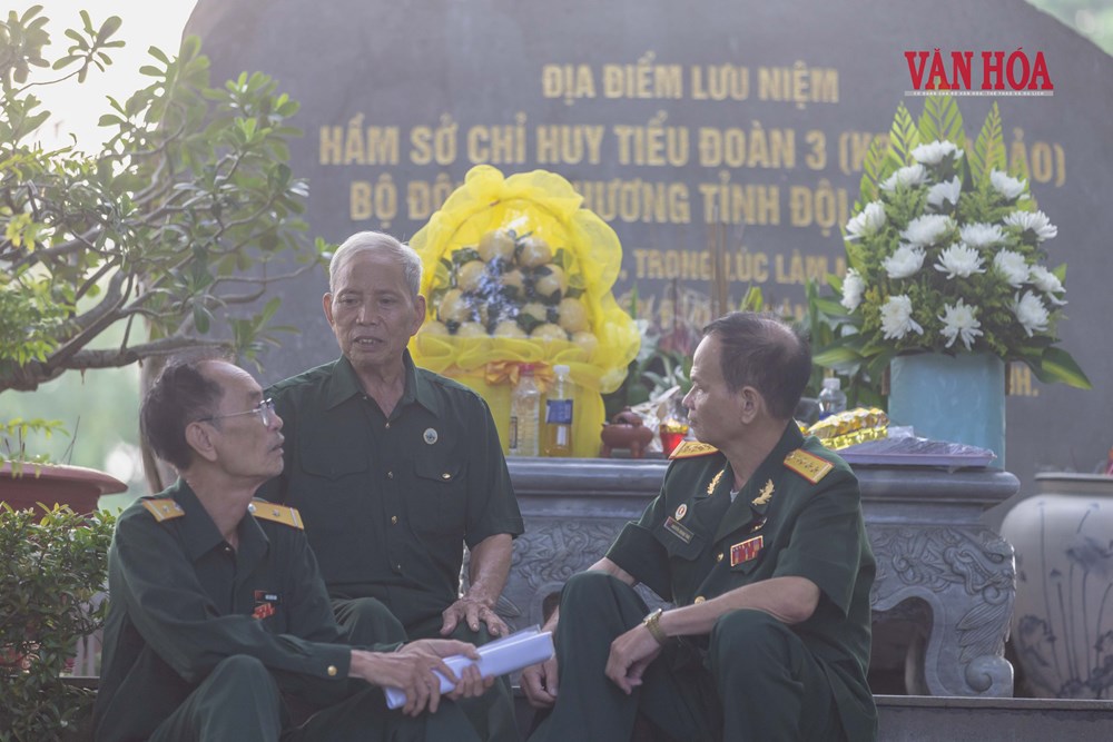 Nước mắt sau 54 năm trở lại Thành cổ - ảnh 6