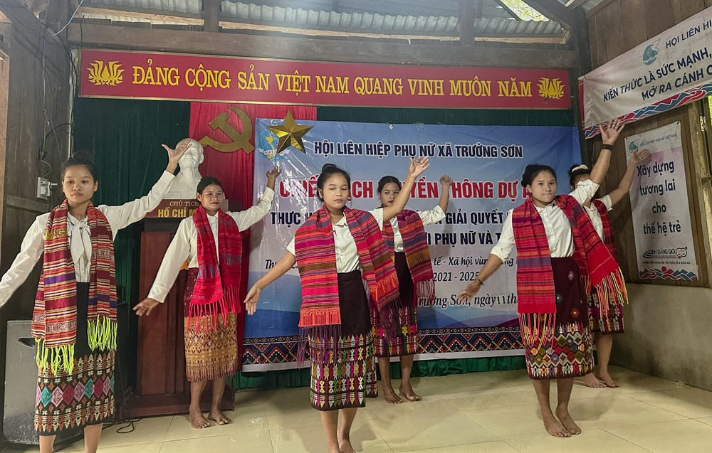 Quảng Trị: Đưa bình đẳng giới vào từng nếp nhà ở Đá Chát - ảnh 2