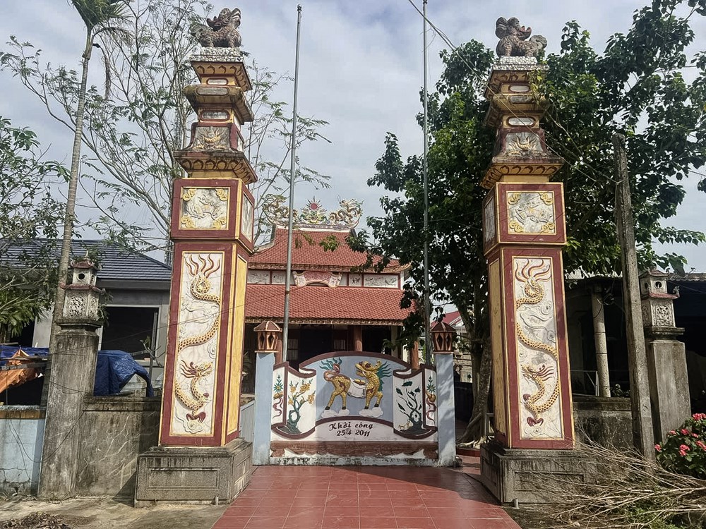 Hai đạo sắc kể chuyện dòng họ khoa bảng bên dòng Gianh - ảnh 2
