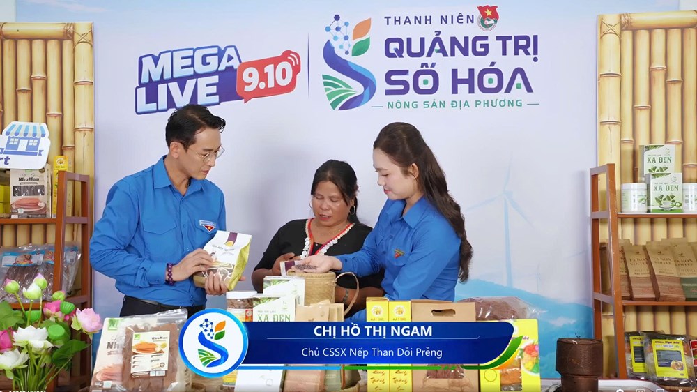 Nghệ sĩ Hứa Vĩ Văn đưa đặc sản Quảng Trị lên sóng Mega Live - ảnh 1