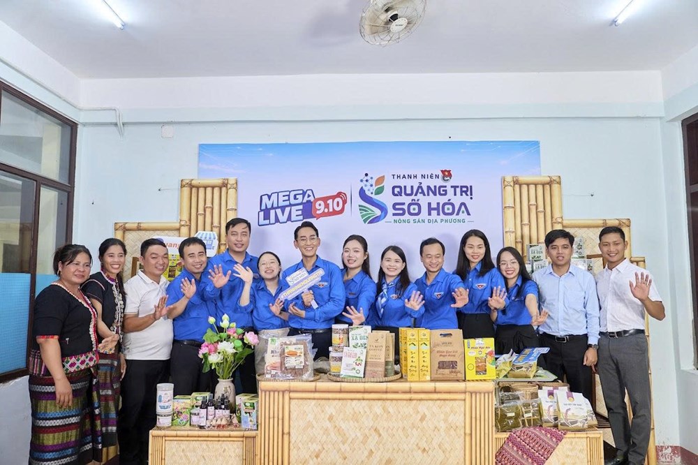 Nghệ sĩ Hứa Vĩ Văn đưa đặc sản Quảng Trị lên sóng Mega Live - ảnh 3
