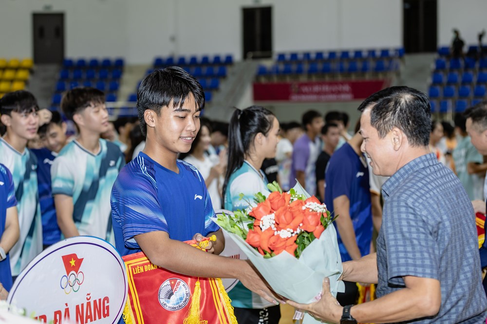 Khai mạc giải cầu lông các cây vợt xuất sắc quốc gia - ảnh 2