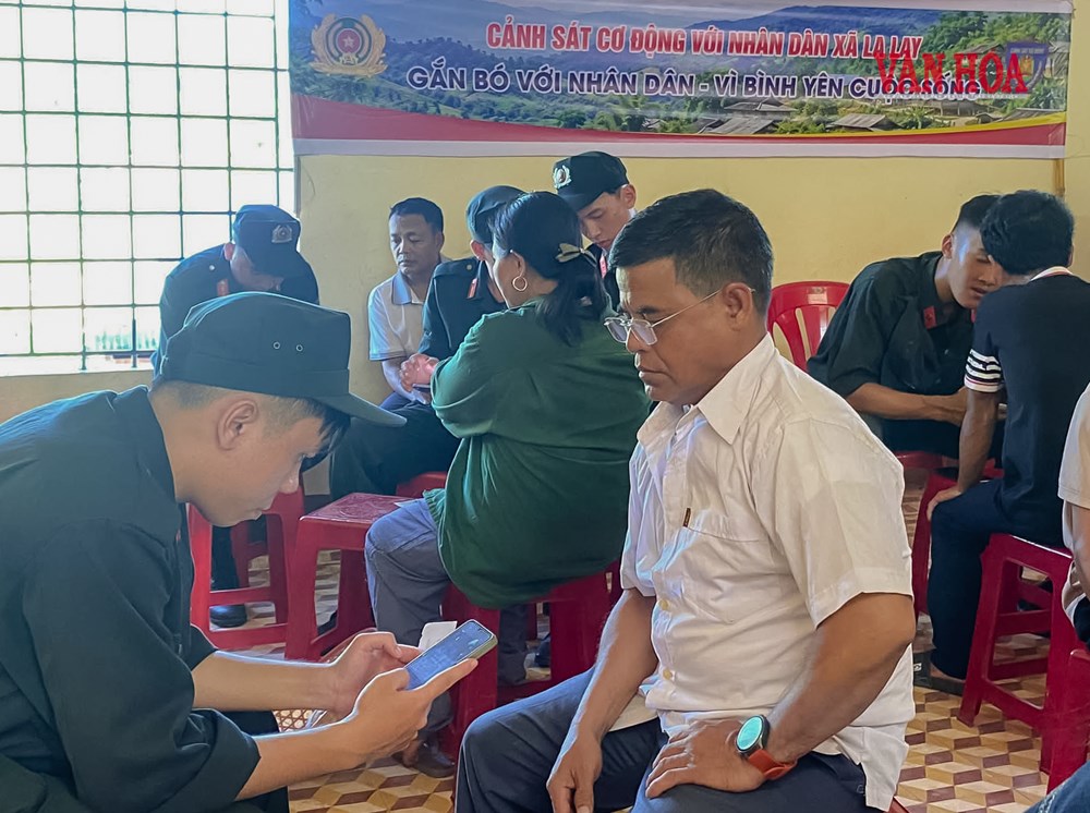 Gần dân từ những ngày ở La Lay - ảnh 3