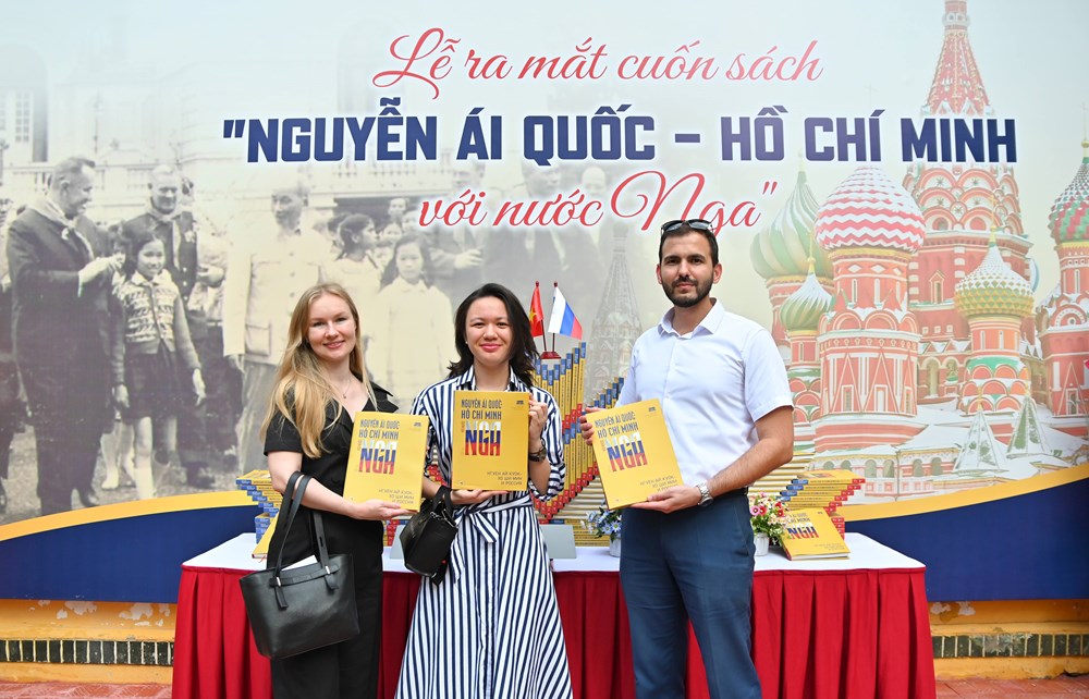 Nhiều hoạt động kỷ niệm 115 năm ngày Bác Hồ ra đi tìm đường cứu nước - ảnh 2