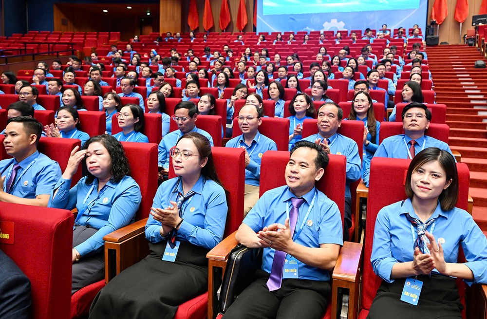 Nhà ở cho công nhân phải được xây dựng đồng bộ với các thiết chế văn hóa - xã hội phục vụ người lao động  - ảnh 6