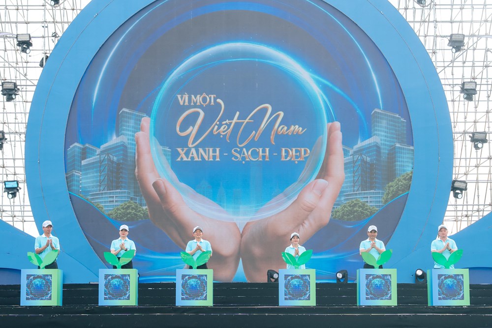 Mặt trận Tổ quốc Việt Nam kêu gọi toàn dân chung tay bảo vệ môi trường - ảnh 1