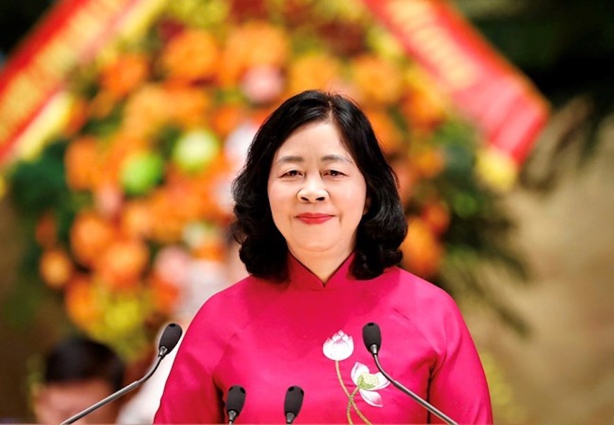 Chủ tịch Bùi Thị Minh Hoài chúc mừng Đại lễ Tam hợp của Phật giáo Tứ Ân Hiếu Nghĩa - ảnh 1