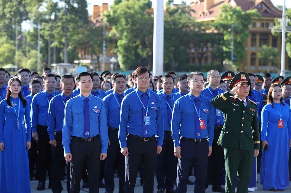 Đại biểu dự Đại hội Đoàn toàn quốc lần thứ XIII báo công dâng Bác - ảnh 4