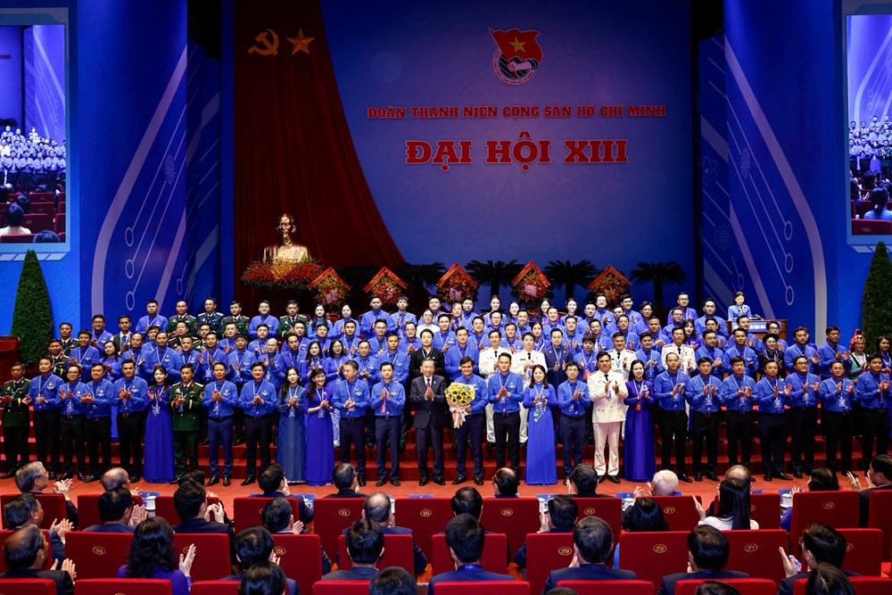 Anh Bùi Quang Huy tái đắc cử Bí thư thứ nhất Trung ương Đoàn khóa XIII - ảnh 1