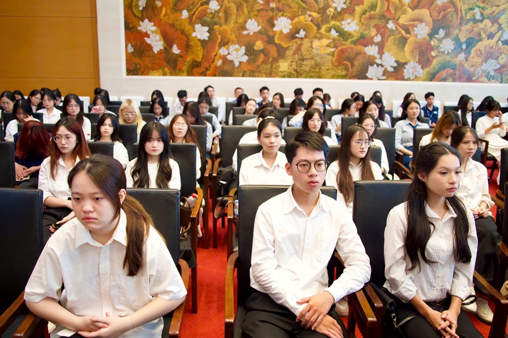 Báo chí nghị trường giữ vai trò đặc biệt trong việc kết nối Quốc hội với nhân dân - ảnh 3