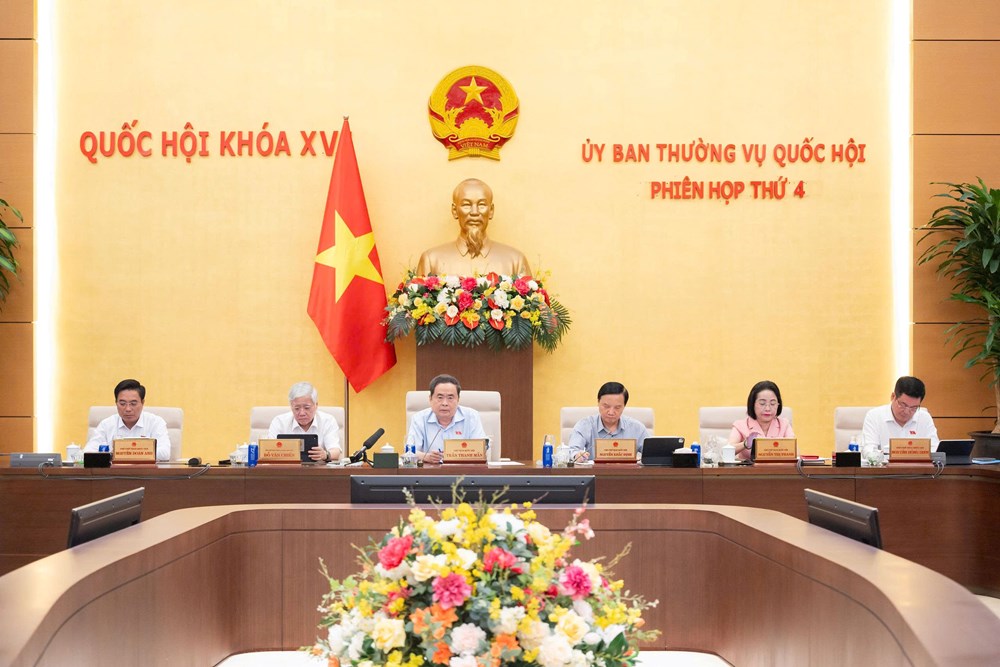 Đề xuất cấm kinh doanh “khí cười” ngoài mục đích y tế - ảnh 1
