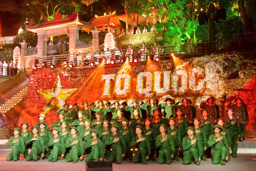Tổng Bí thư, Chủ tịch nước Tô Lâm và lãnh đạo Đảng, Nhà nước dự chương trình cầu truyền hình Sao sáng dẫn đường - ảnh 8