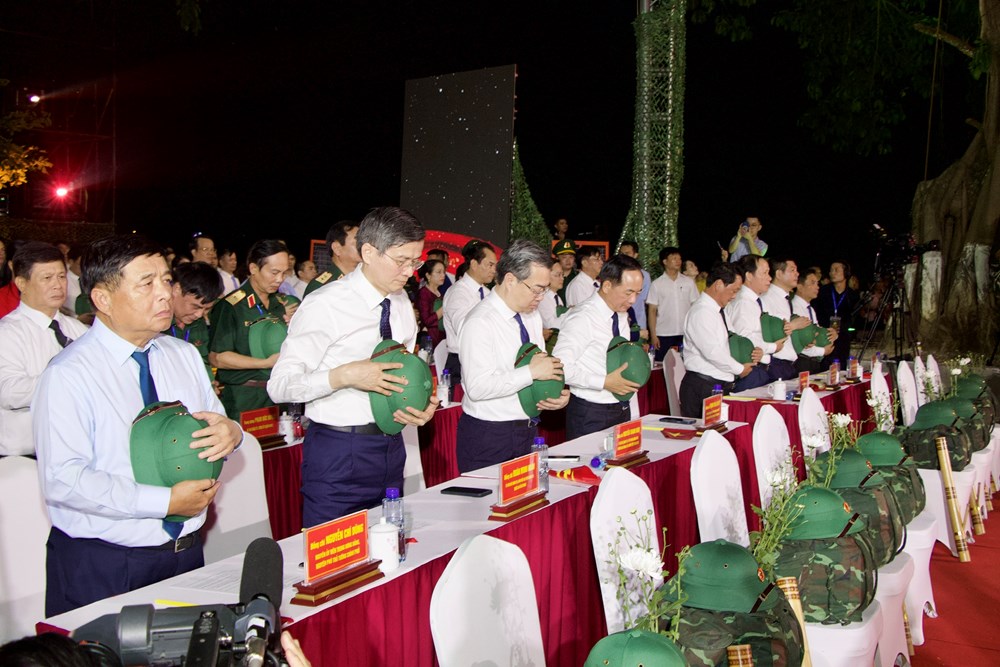 Tổng Bí thư, Chủ tịch nước Tô Lâm và lãnh đạo Đảng, Nhà nước dự chương trình cầu truyền hình Sao sáng dẫn đường - ảnh 5