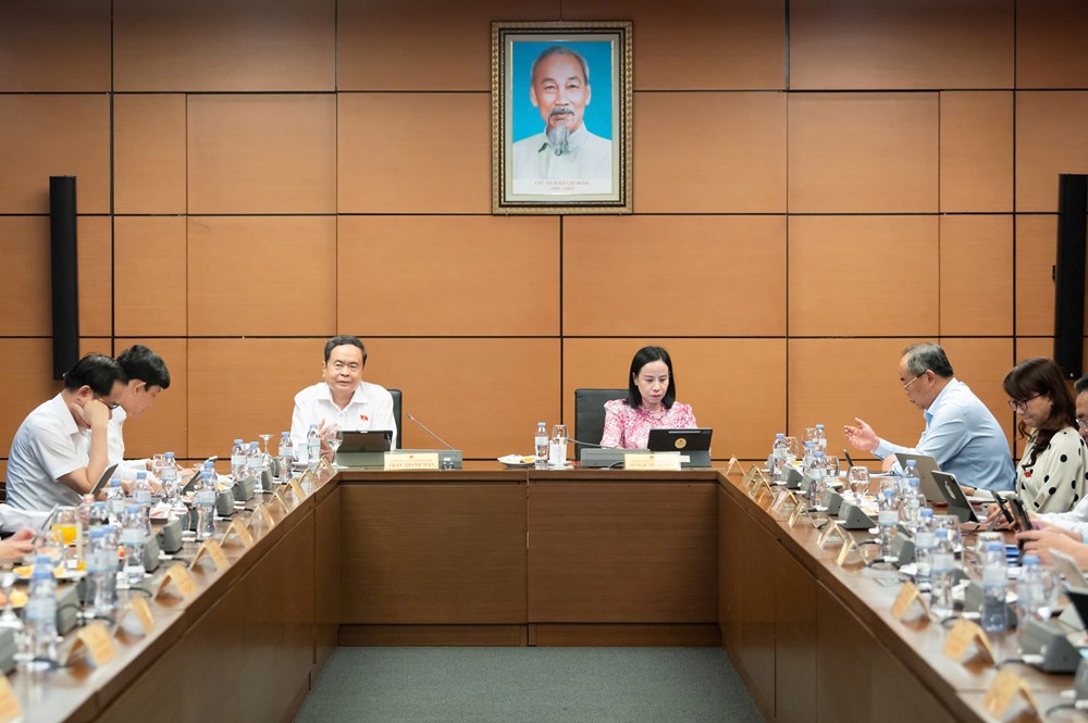 Hoạt động phổ biến, giáo dục pháp luật phải thực sự trở thành động lực xây dựng văn hóa thượng tôn Hiến pháp và pháp luật - ảnh 1