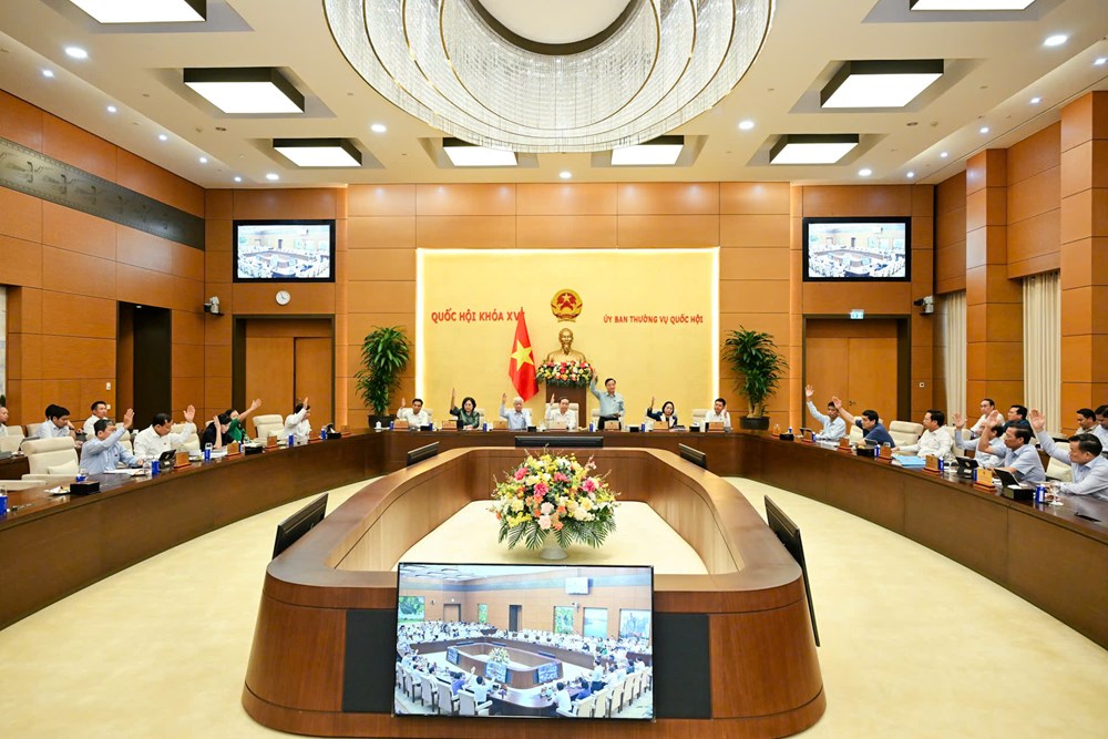 Thống nhất trình Quốc hội xem xét việc thành lập thành phố Quảng Ninh, thành phố Bắc Ninh - ảnh 5