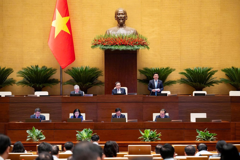 Chuyển đổi số không phải là thêm một lớp giấy tờ điện tử cho thủ tục cũ - ảnh 1