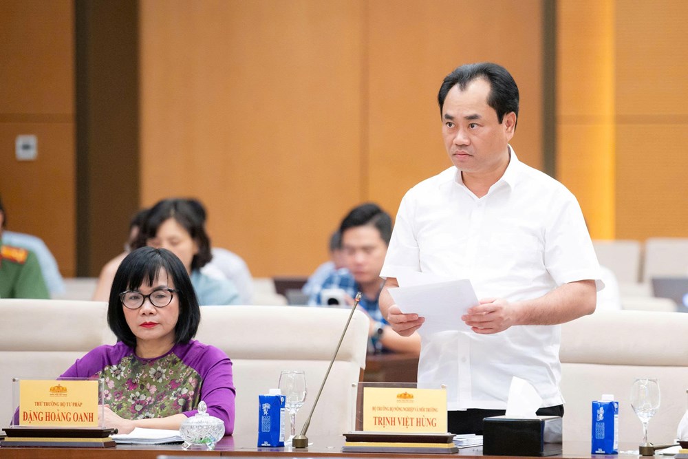 Cắt giảm, phân quyền thủ tục hành chính không đồng nghĩa buông lỏng quản lý - ảnh 2