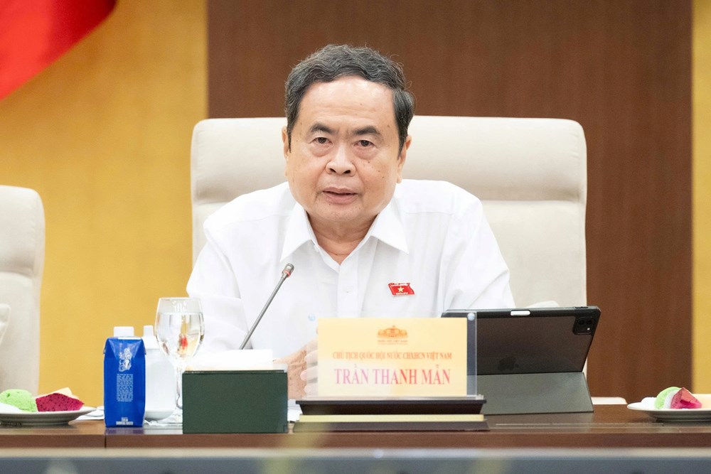 Chủ tịch Quốc hội: Ban hành chính sách giảm thuế ở thời điểm hiện tại là hết sức cần thiết và cấp bách - ảnh 1