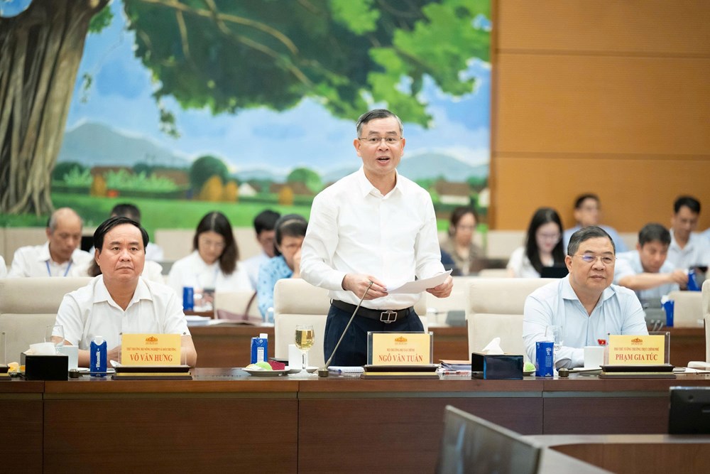 Tạo khuôn khổ pháp lý ổn định để hình thành các cực tăng trưởng mới gắn với biển - ảnh 2