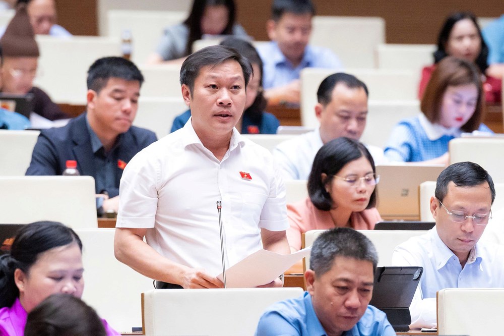 Đảm bảo công chức, viên chức, người lao động có thể trang trải cuộc sống bằng chính tiền lương của mình - ảnh 1