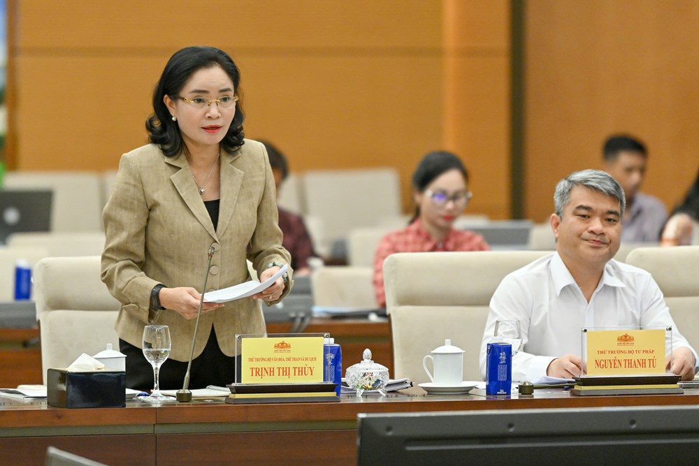 Ủy ban Thường vụ Quốc hội cho ý kiến về dự án Luật sửa đổi, bổ sung một số điều của 7 luật trong lĩnh vực văn hóa, thể thao và du lịch - ảnh 2