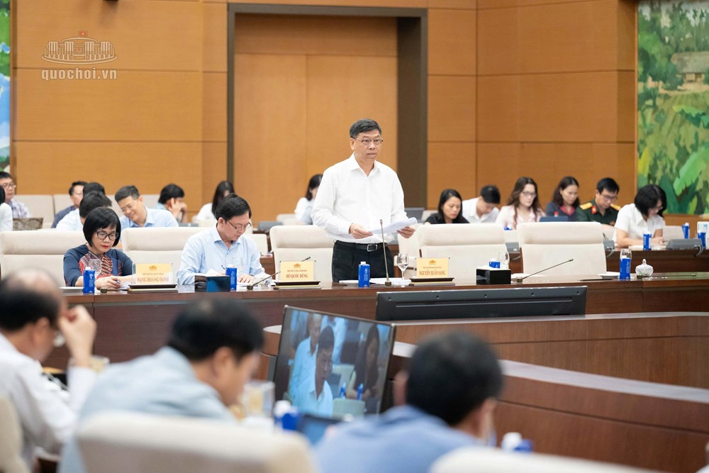 Hoàn thiện khung pháp lý về hàng hải và đường thủy theo hướng thống nhất, hiện đại - ảnh 2