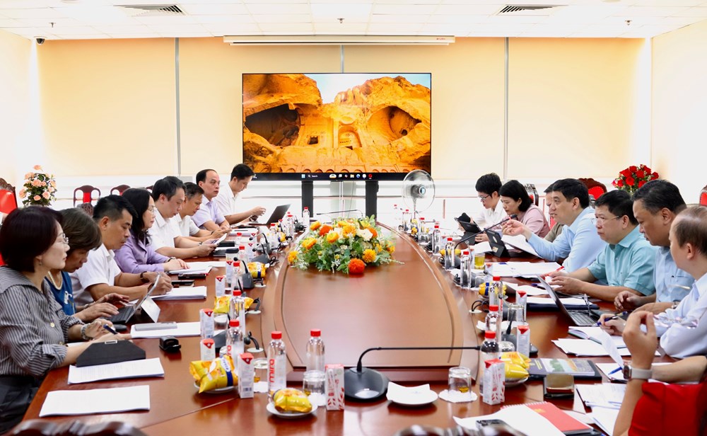 Bộ trưởng Lâm Thị Phương Thanh: Xây dựng Luật Phát triển công nghiệp văn hoá phải gọn, rõ, trực diện - ảnh 1