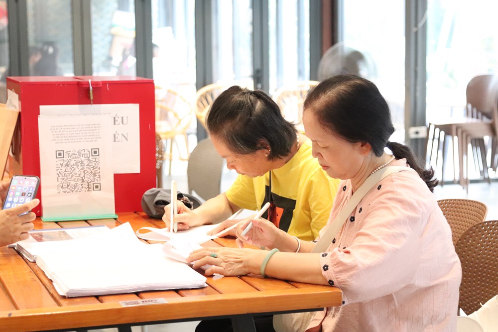 Người dân Hà Nội nói gì về việc xây dựng Khải hoàn môn bên hồ Hoàn Kiếm? - ảnh 7