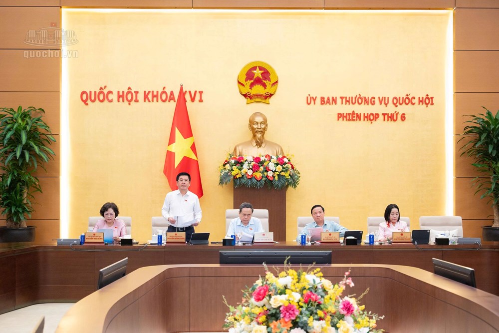 Tạo đột phá thể chế, khơi thông nguồn lực phát triển kinh tế biển xanh - ảnh 2