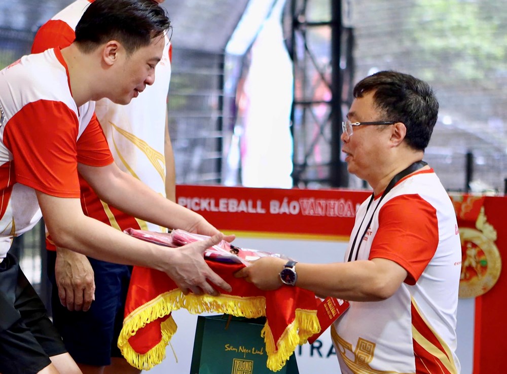 Trao giải hạng mục Lãnh đạo tại Giải Pickleball Báo Văn Hóa - “Pickleball Văn hóa Việt 2026” - ảnh 2