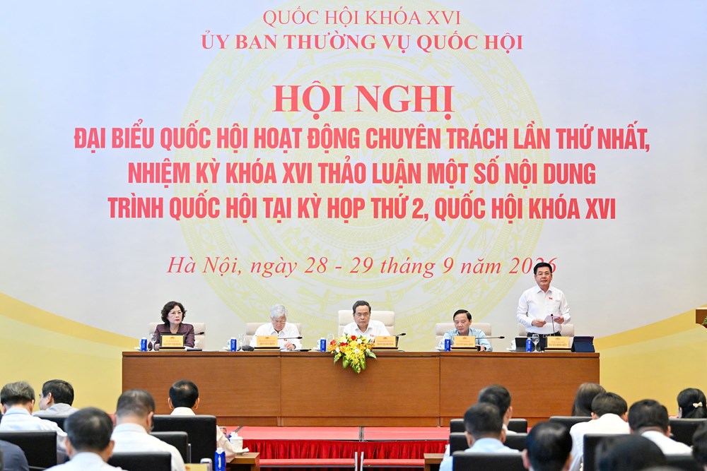 ĐBQH: Quy định không đi vào cuộc sống, lỗi ở người dân hay cách thực hiện? - ảnh 1